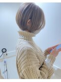 【迫田】丸みショートボブ 耳掛けショート ハイトーンショート