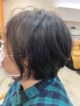 イーズ(ease) 60代ショートスタイル