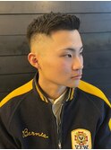 刈り上げ フェード メンズパーマ サイドパート