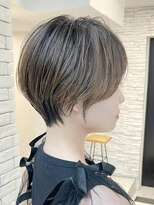 白髪ぼかし/ひし形/癖毛/大人ショートボブ/60代50代40代