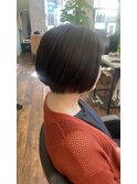 ショートボブ
