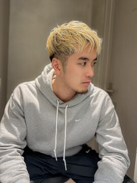 ロンドアンメゾン 原宿(Lond un Maison.) 【吉田智哉】ツーブロック、ハイトーン、スパイキーショート