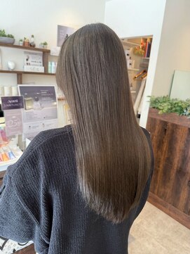 オーバルヘアー(OVAL hair) 柔らベージュカラー/シアーベージュ/ストレートロング