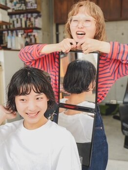 シック(sick)の写真/髪のケアにもこだわり、髪の状態に合わせた日常ケアをご提案！カラーやパーマの色持ちもUP◎