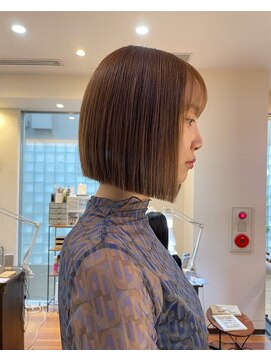 ルッカヨドヤバシ(RUCCA yodoyabashi) 切りっぱなしボブ