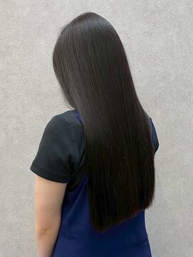 ロール 博多(Role) ミニウルフ髪質改善縮毛矯正酸性ストレートレイヤーカット/博多