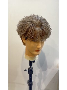 ルースト 京都四条大宮店(ROOST) シースルーフェザーショート