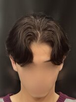 バース バイ ハピネス(BIRTH by happiness)&nbsp;韓国へアカルマパーマワックスなしセンターパート黒髪ウルフ