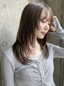 サクラ オモテサンドウ(SAKURA) ぱっつん前髪×ワンカールで決まるトレンドロングレイヤーカット