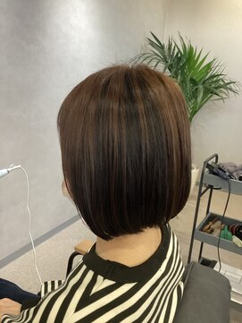 ミディアムボブ