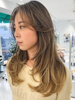 ノラ ウメダ(NORA UMEDA)&nbsp;ハイライトカラーインナーハイライト海外ヘア