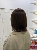 オリーブベージュ