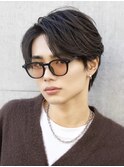 重め長めで作る大人ニュアンスセンターパート色気ヘア