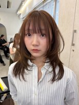 ネモネ バイ ミリー 梅田茶屋町(nemone by milly)&nbsp;柔らかレイヤーと透明感ハニーブラウン