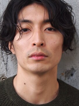 ユノ(juno) 大人メンズmediumパーマ (ネープレス 無造作 ビジカジ)