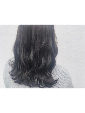 シームリー 千田町店(Seemly) グレージュ