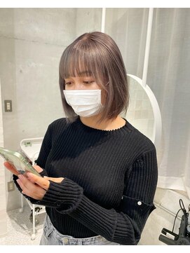 ローウェ 渋谷(Louwe) グレージュ