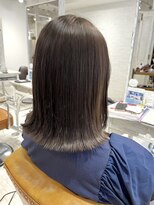レイラバイアフロート 吉祥寺(Lila by afloat)&nbsp;外ハネ/アッシュブラウン/艶カラー