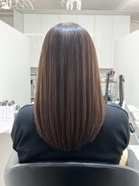 イレス 札幌駅前(IRESU)&nbsp;ミディアムヘア/斜めバング/グレージュカラー/シルキーベージュ