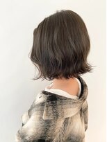 リム(RIM.)&nbsp;［ブリーチなし/オリーブベージュ/切りっぱなしボブ］