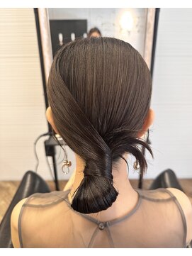 トエ(toe) お呼ばれアレンジ［toe 松山］