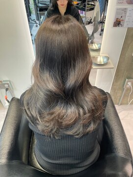 ベール(Vale) 20代30代40代の大人かわいいレイヤーカット 髪質改善カラー#2