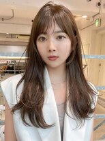 トイ(TOI)&nbsp;ロングレイヤーカット/ベージュ/シースルーバング