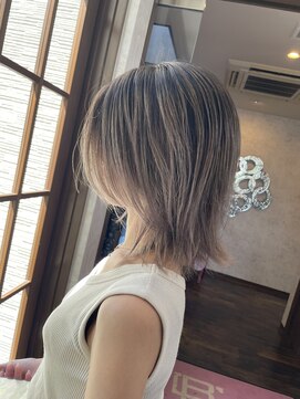 ビヨンド リンク(BEYOND L'INK) シャドールーツカラー