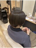 赤みを抑えた最強オリーブカラー