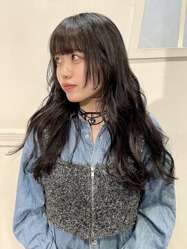 ラパンセノアール(LA PENSEE NOIR) 向坂亜美