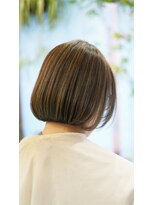 ネス(NESS) イエローマットなハイライトの入ったミニボブ154