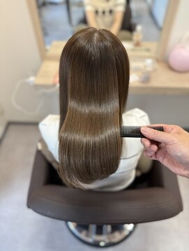 アイノアヌエール 代々木店(AInoa Nouer) 2026年秋冬にオススメなオリーブベージュ/髪質改善カラーエステ