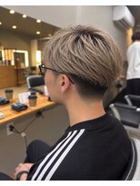 ノーマ(no-ma)&nbsp;【センターパート】直毛・毛流れが出にくい方に