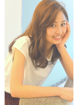 ラフィット(lafit) [ｌａｆｉｔ]大人かわいいゆるふわスタイル