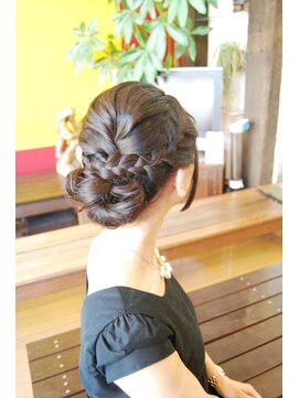 ベル(BELL) 編込みアレンジ♪因幡雄太【BELL桜新町/用賀】