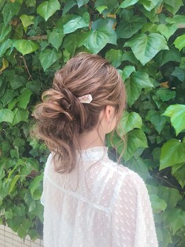 ヘアメイクアンドセットサロン リッコ(Hair make&set salon Ricco) 茶屋町セットサロンリッコ/カジュアルポニー