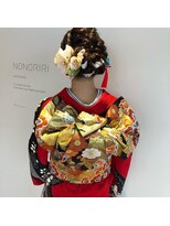 ノノリリ(NONORIRI)&nbsp;愛され布花アレンジ着物ヘアセット×和風編み上げアップスタイル