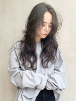 アイティー バイ アルバム 浦和店(IT by ALBUM) ふんわりウェーブロング_オリーブカラーハイライトカラー_96523