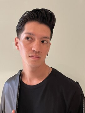 ザバーバー 東京(THE BARBER) ポンパドール