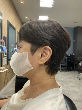 ローズヒップ(ROSE HIP) グレイアッシュ大人ショート