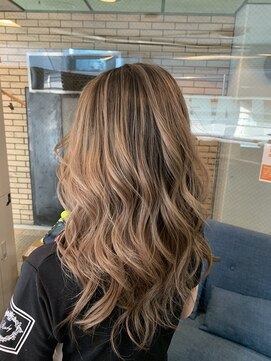 ラフ 難波店(LAFF) #黒髪#ボブルフ#ネビージュ#小顔#ワンレン