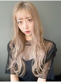 ロング×ホワイトベージュ