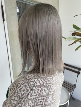 ナイーブヘアデザイン(NAiVE HAIR DESIGN) 【NAiVE hair】ホワイトグレージュ
