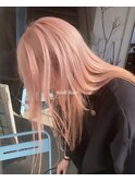 ピンクベージュカラー