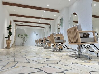 Roots hair garden 【ルーツヘアーガーデン】