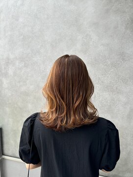 プラスイズム(PLUSISM) ハイライトボブ