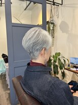 ラグラスヘアー(La grace hair)&nbsp;素材を活かしたグレイショート