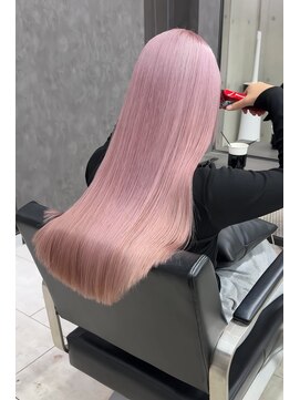 クヴェルアンドコー(Kvell&Co.) モテピンクベージュ　心斎橋・南船場