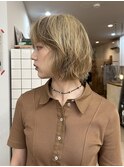 ミニボブ　ショートボブ　ローライトハイトーン