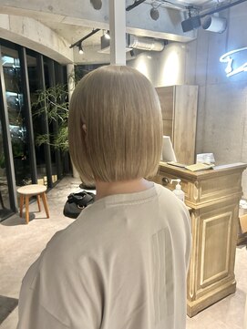 ダヴィン 中目黒(DaVin) 〈Davin中目黒〉ミルクティーベージュとぷつっとボブ